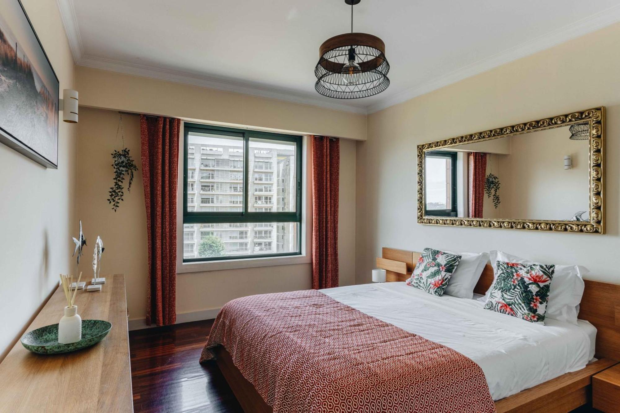Apartment Great 1 Bdr Near Gaia Shopping Arrabida Esm